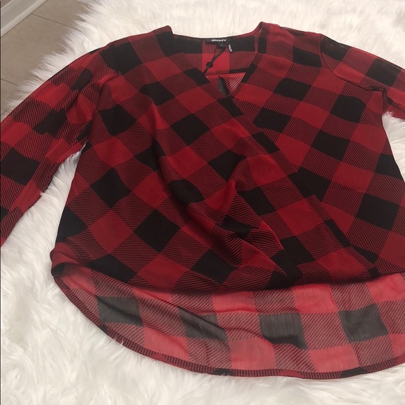 DKNY Printed Wrap Top Black Rudolf Red Multi - Picture 4 of 8